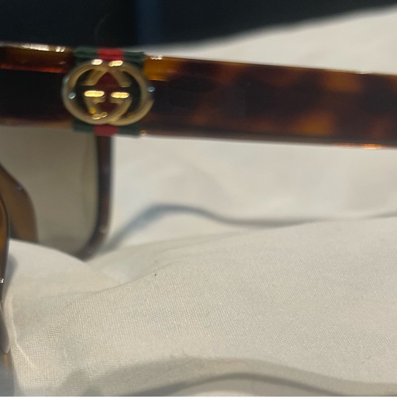 Tortoise Shell Sunglasses - Picture 11 of 11